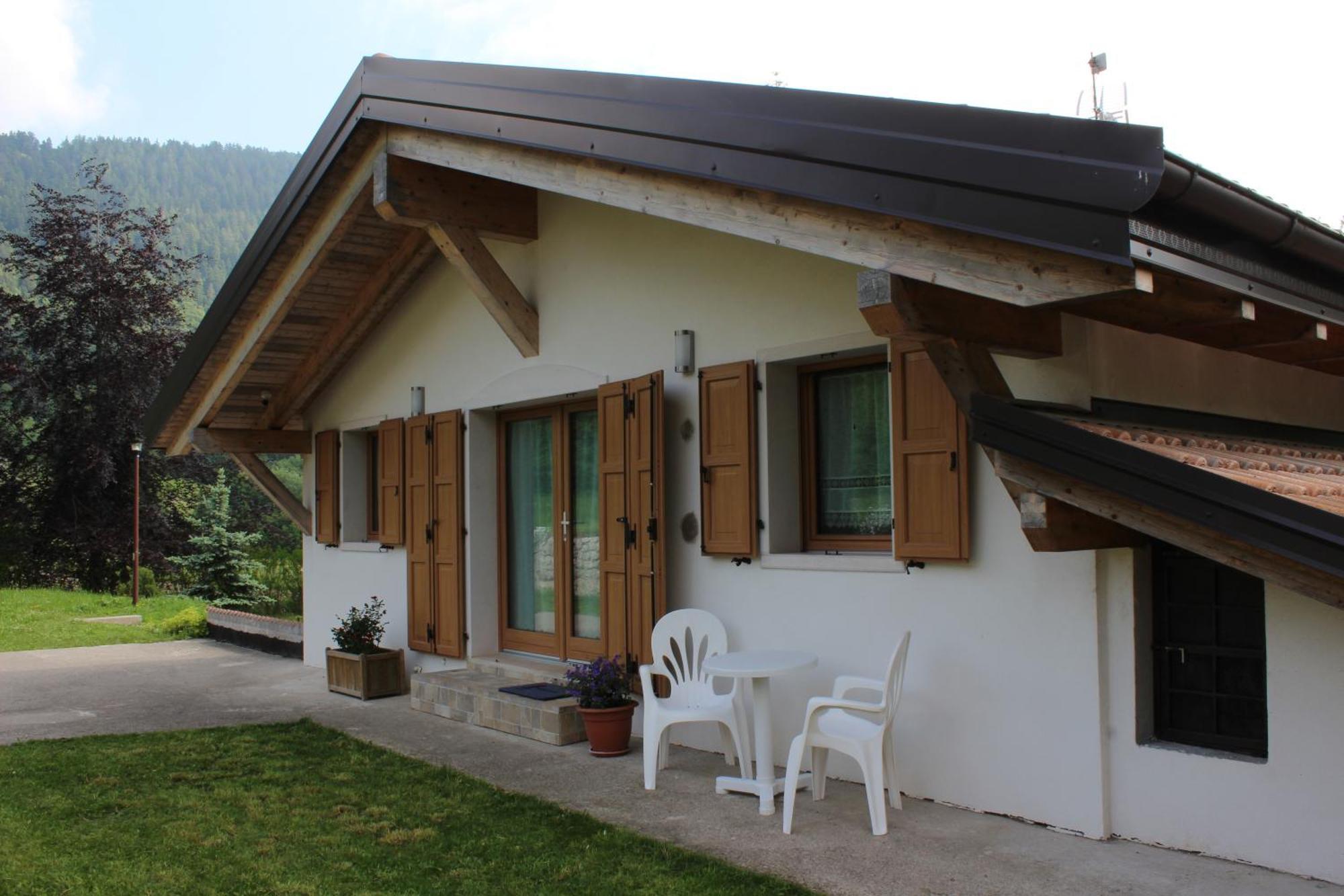 Appartamento Vacanze Bordala Ronzo-Chienis Luaran gambar